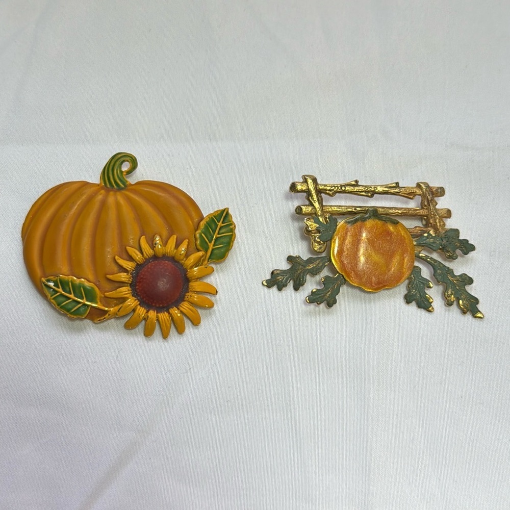 Vintage Fall Pumpkin Autumn Brooches Pins